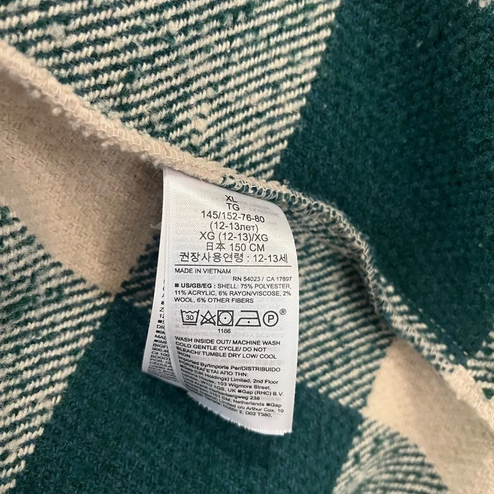 Gap Kids XL checkered shacket shirt jacket